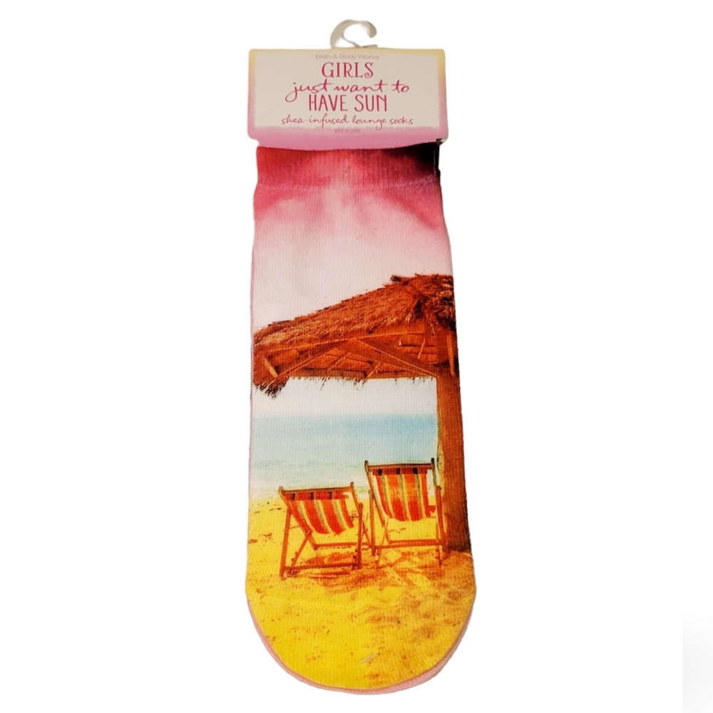 NEW Bath & Body Works Girls Just Want To Have Sun Shea Infused Lounge Socks